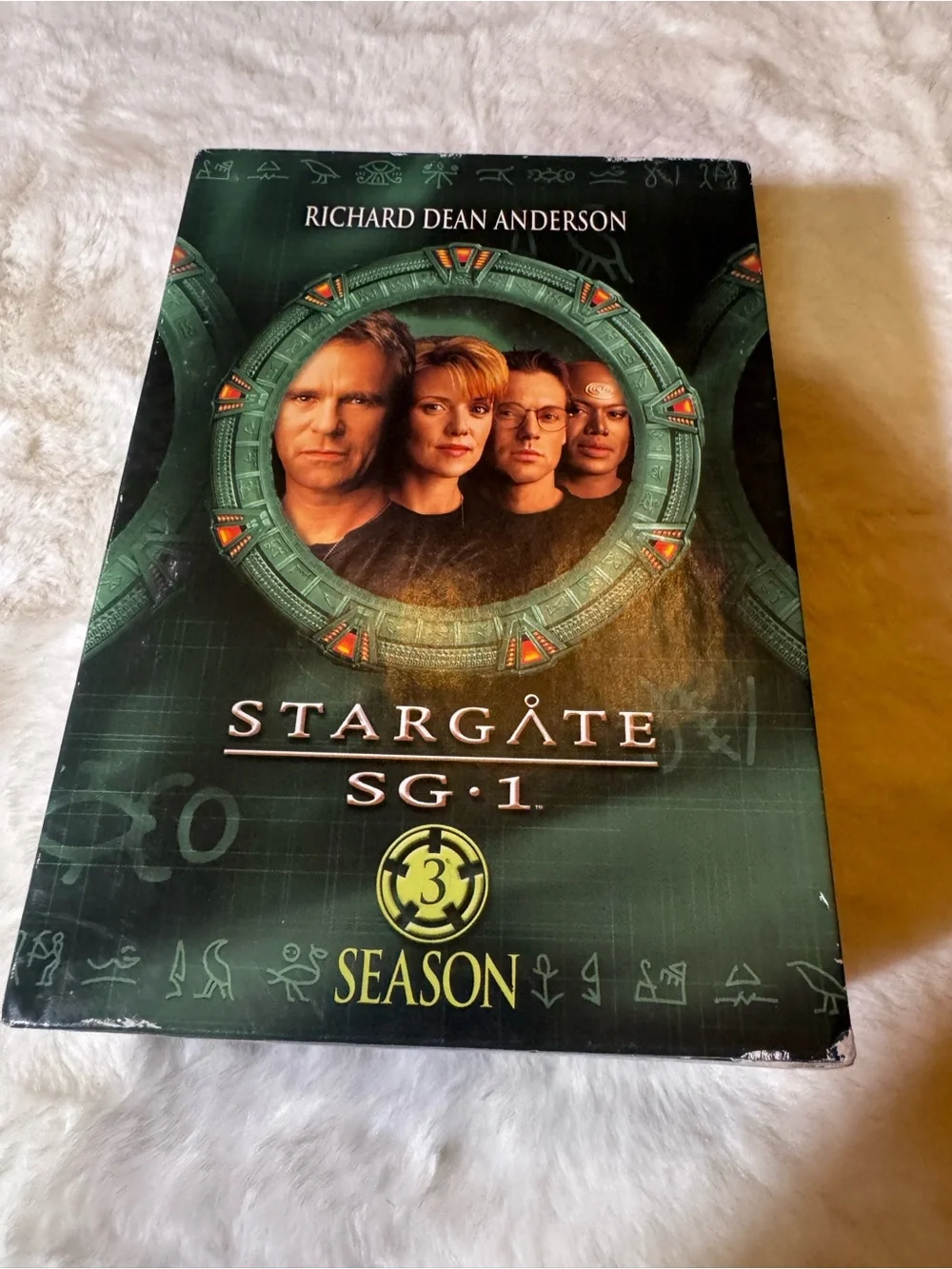Stargate SG-1 Complete Seasons 1-4 Box Set - Blue, Gold, Green, Red DVDs